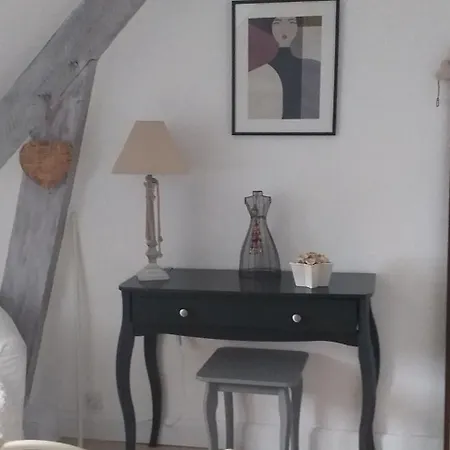 Avec Vue Sur Les Marais Salants *