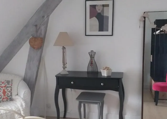 Avec Vue Sur Les Marais Salants *